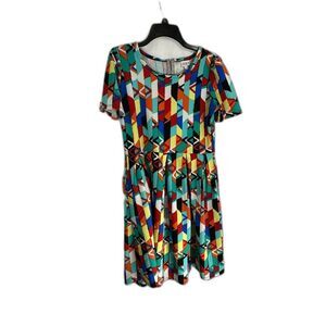 Lularoe colorful patterned dress with pockets
